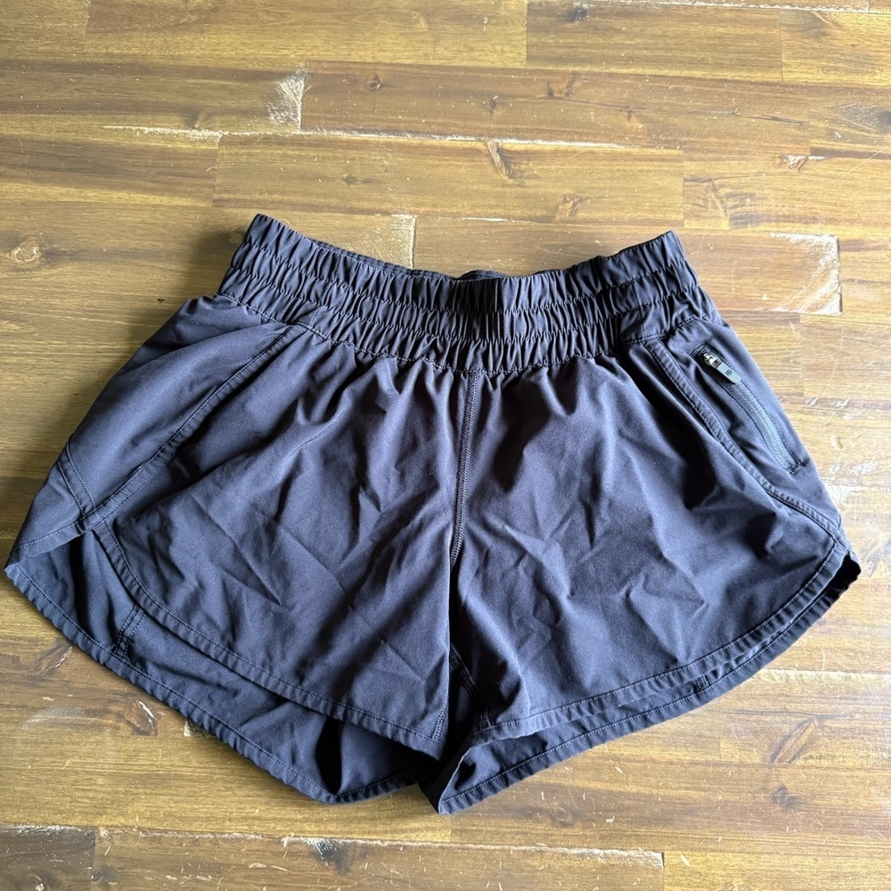 Lululemon Track The Mind Rise Shorts